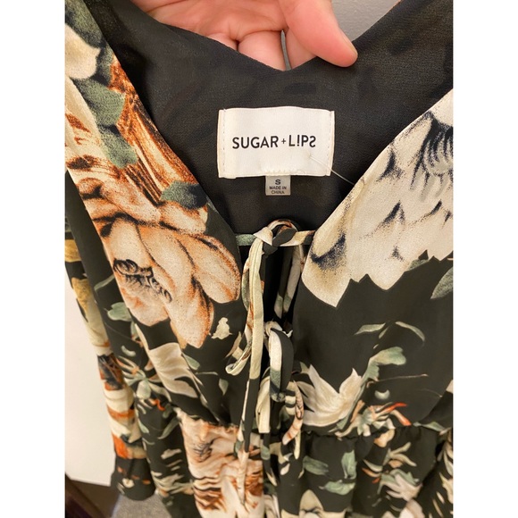 Floral long sleeve romper🌸 - Picture 3 of 5